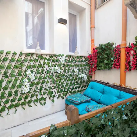 White Zagara Apartment Trapani